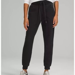 Lululemon Scuba high rise jogger size 2
